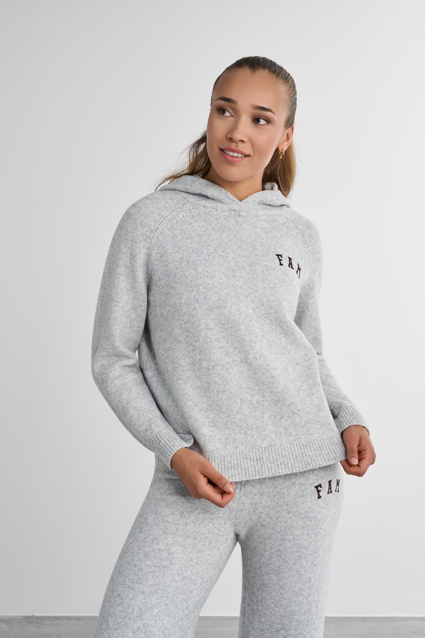 Legacy Knit Hoodie - for dame - Famme -