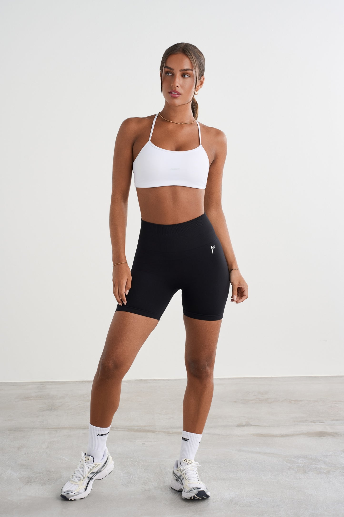 Seamless Scrunch Shorts - for dame - Famme - 