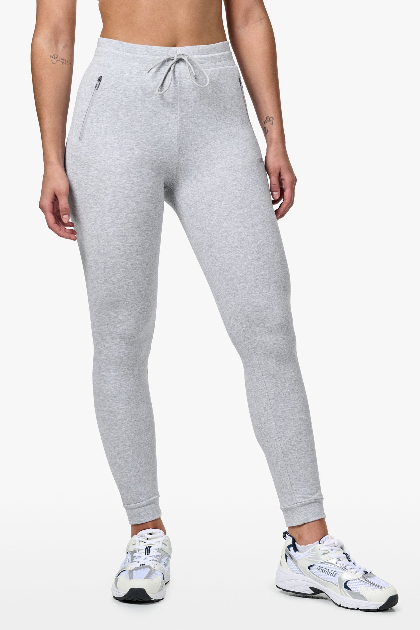 Grey Fit Jogger - for dame - Famme - Jogger