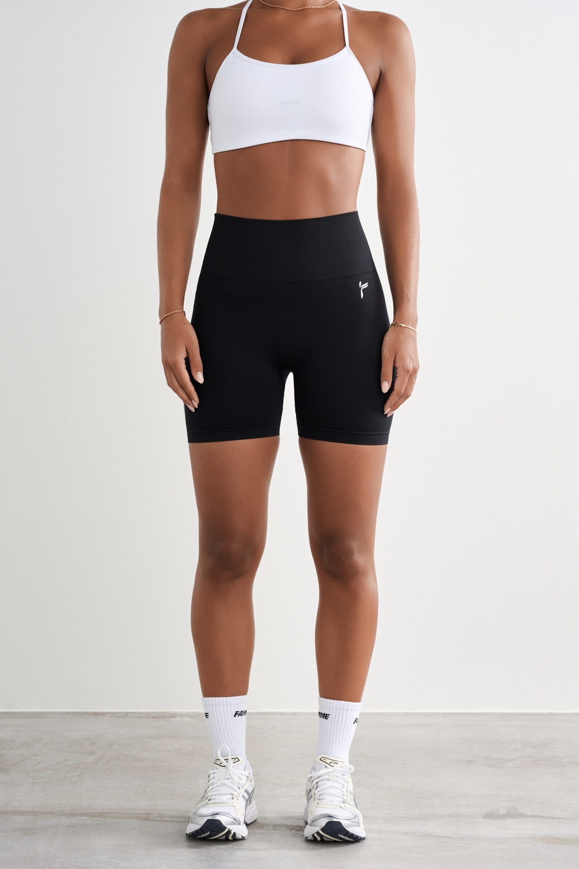 Seamless Scrunch Shorts - for dame - Famme - 